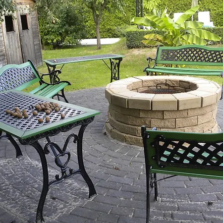 Mezesvoelgy Vendeghaz 3*